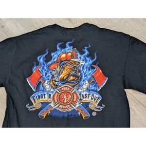 Gildan Firefighter Bulldog Shirt Mens XL Black Graphic Tee First In Last Out